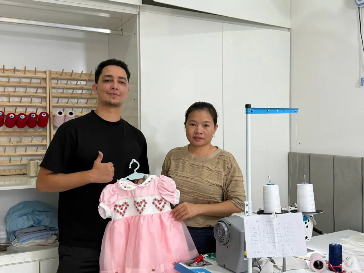Pre-production sample approval in China